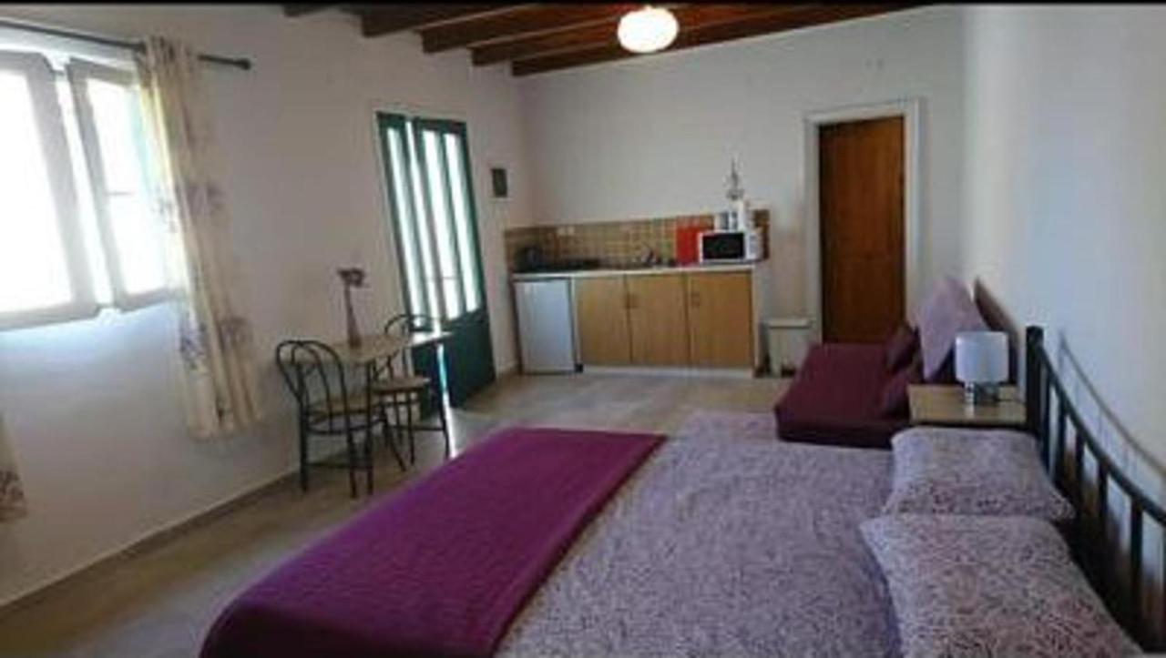 Lovely In With Its Own Pool Apartment *