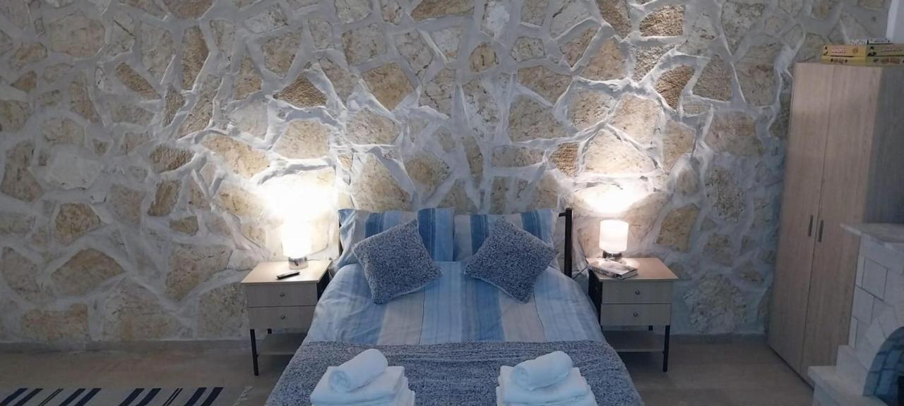 Lovely In With Its Own Pool Apartament *